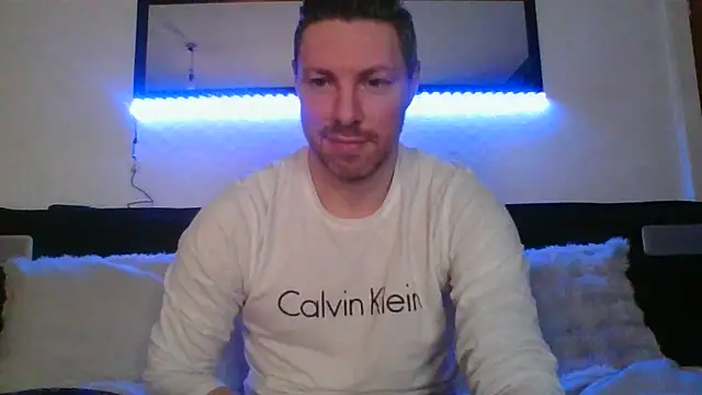 Snapshot of Fit4fun24 chatting on 04-13-26, 10:37 Fit4fun24 online show from 04-13-26, 10:37
