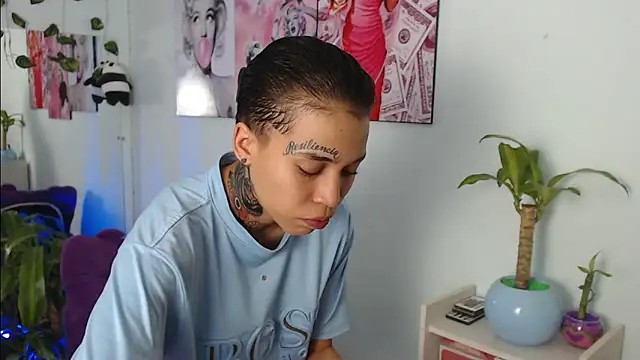 Jonesliam23 online show from 03-19-25, 07:06