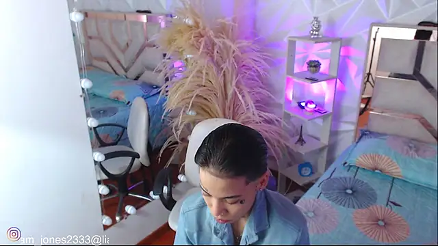 Jonesliam23 online show from 10-25-25, 07:30