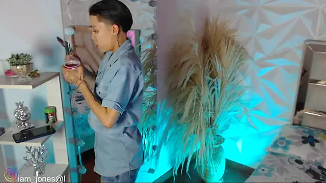 Jonesliam23 online show from 03-09-26, 07:29