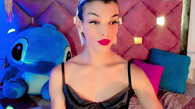 Snapshot of the-horus-girl chatting on 12-17-24, 12:34 the-horus-girl online show from 12-17-24, 12:34