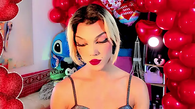 Snapshot of the-horus-girl chatting on 02-15-25, 10:33 the-horus-girl online show from 02-15-25, 10:33