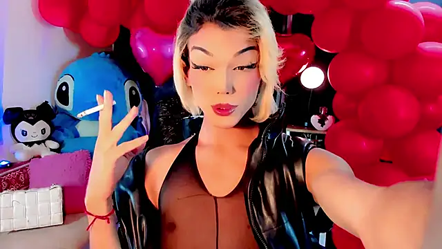 Snapshot of the-horus-girl chatting on 02-19-25, 02:33 the-horus-girl online show from 02-19-25, 02:33