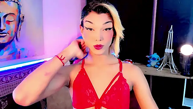 Snapshot of the-horus-girl chatting on 03-11-25, 04:32 the-horus-girl online show from 03-11-25, 04:32
