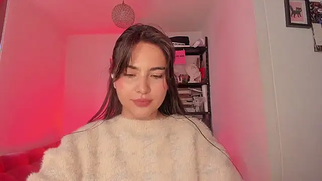 Snapshot of sol__angel chatting on 03-08-25, 06:54 sol angel online show from 03-08-25, 06:54