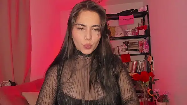 Snapshot of sol__angel chatting on 03-18-25, 10:37 sol angel online show from 03-18-25, 10:37