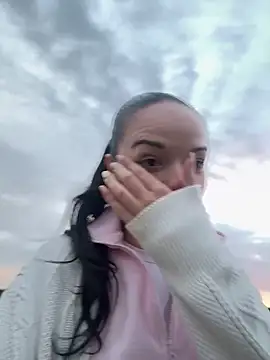 Vanesskaa online show from 09-29-25, 05:40