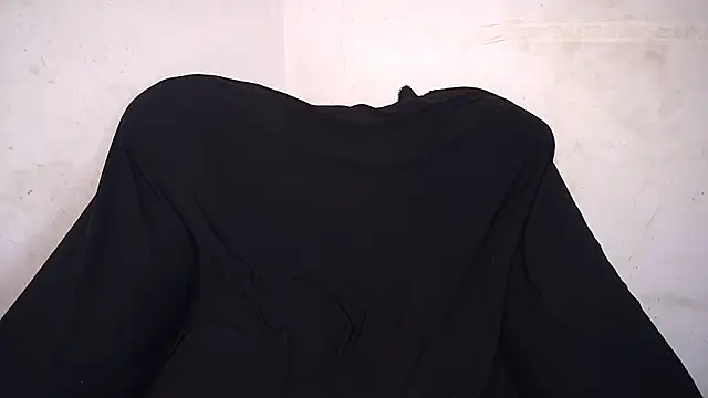 Snapshot of LureLily chatting on 04-11-26, 07:45 LureLily online show from 04-11-26, 07:45