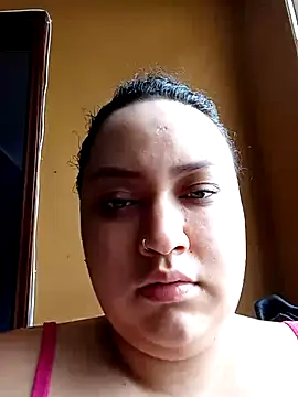 isaReyes online show from 10-20-25, 01:44