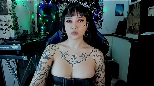 Demongirl6666 online show from 02-27-25, 01:27