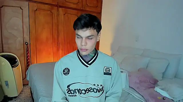 Jordyrodriiguez online show from 12-19-24, 06:56