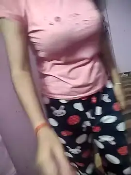 Snapshot of Bittu-rani chatting on 12-06-24, 12:27 Bittu-rani online show from 12-06-24, 12:27