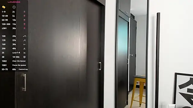 Snapshot of jhoansex_1 chatting on 02-10-26, 01:53 jhoansex 1 online show from 02-10-26, 01:53