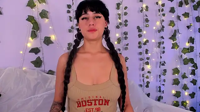 Natasha Nasty2 online show from 12-31-24, 03:42