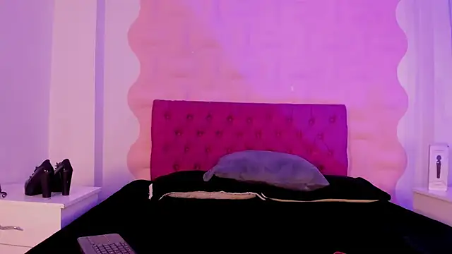 Natasha Nasty2 online show from 11-06-25, 08:21