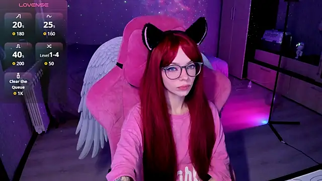 Snapshot of The_love_project chatting on 11-28-25, 01:08 The love project online show from 11-28-25, 01:08