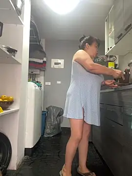 Sweeetness Milf online show from 09-14-25, 05:23