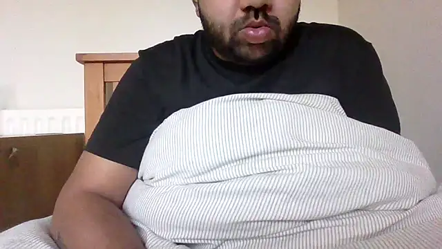 whoreboi98 online show from 04-13-26, 05:51