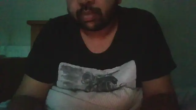 whoreboi98 online show from 04-27-26, 07:23