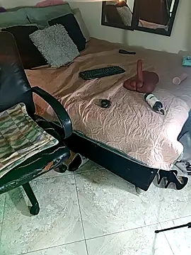 KimberlyBanks2 online show from 04-17-26, 10:13