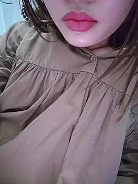 Snapshot of Wettpussyxx chatting on 11-15-25, 07:16 Wettpussyxx online show from 11-15-25, 07:16