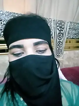 Snapshot of Naariman chatting on 12-25-24, 10:06 Naariman online show from 12-25-24, 10:06