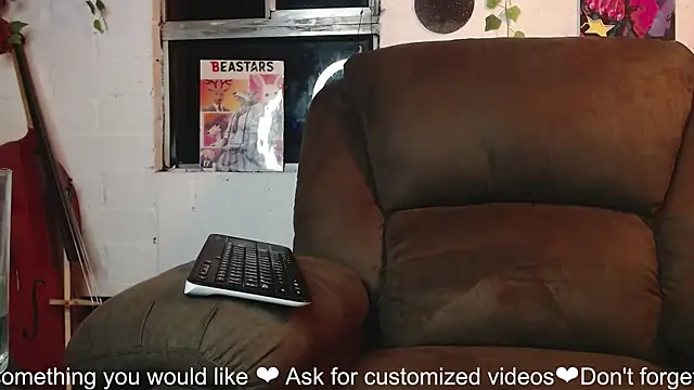 NEXT DOOR GIRL  online show from 12-27-24, 04:26