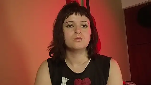 NEXT DOOR GIRL  online show from 04-16-26, 10:12