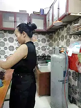 Yinzing 502 online show from 09-17-25, 06:26