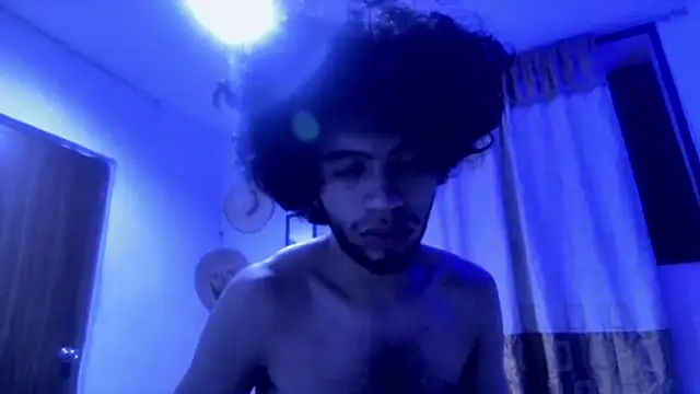 Snapshot of sweet_tippot chatting on 02-28-25, 03:04 sweet tippot online show from 02-28-25, 03:04