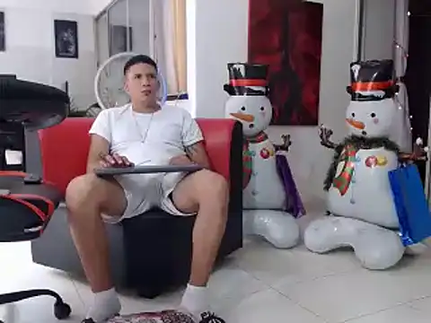 Snapshot of damiam_fiery chatting on 12-24-24, 04:19 damiam fiery online show from 12-24-24, 04:19