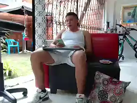 Snapshot of damiam_fiery chatting on 02-24-25, 06:26 damiam fiery online show from 02-24-25, 06:26