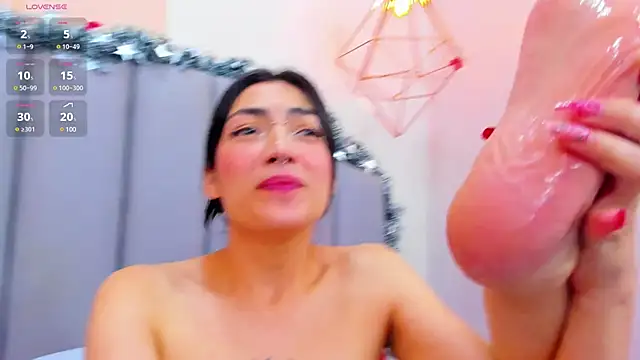 Snapshot of ThailyCherry chatting on 12-26-24, 10:31 ThailyCherry online show from 12-26-24, 10:31