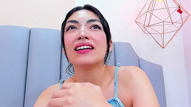 Snapshot of ThailyCherry chatting on 01-16-25, 07:31 ThailyCherry online show from 01-16-25, 07:31
