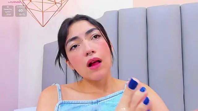 Snapshot of ThailyCherry chatting on 01-25-25, 01:32 ThailyCherry online show from 01-25-25, 01:32