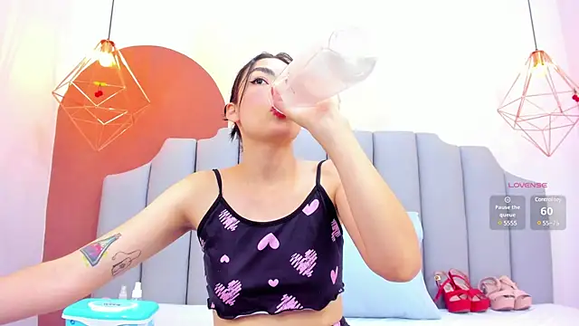 Snapshot of ThailyCherry chatting on 02-07-25, 07:17 ThailyCherry online show from 02-07-25, 07:17