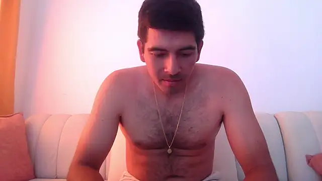 Snapshot of Himoreno25 chatting on 01-17-26, 08:23 Himoreno25 online show from 01-17-26, 08:23