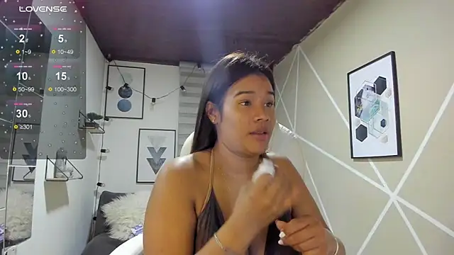 Enma  clark online show from 03-08-26, 04:05