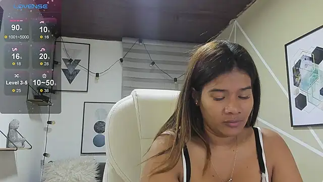 Snapshot of Enma__clark chatting on 06-27-26, 04:06 Enma clark online show from 06-27-26, 04:06