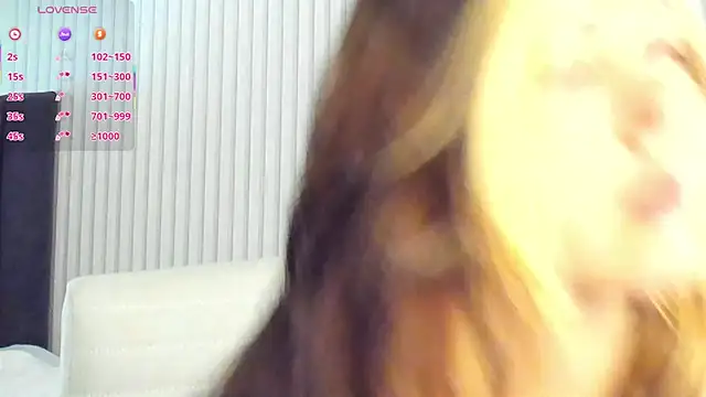 Snapshot of Vanessa_Walters chatting on 05-10-26, 03:12 Vanessa Walters online show from 05-10-26, 03:12