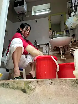 Snapshot of Tinease chatting on 03-07-25, 02:04 Tinease online show from 03-07-25, 02:04