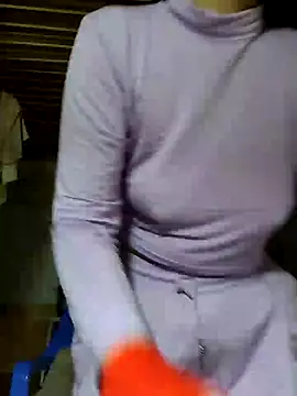 Snapshot of Tinease chatting on 03-11-25, 08:20 Tinease online show from 03-11-25, 08:20