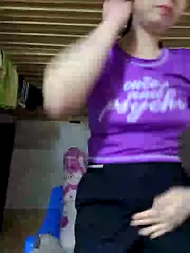 Snapshot of Tinease chatting on 03-15-25, 10:55 Tinease online show from 03-15-25, 10:55