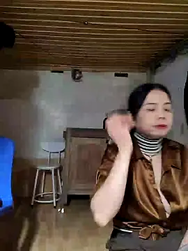 Snapshot of Tinease chatting on 03-17-25, 04:51 Tinease online show from 03-17-25, 04:51