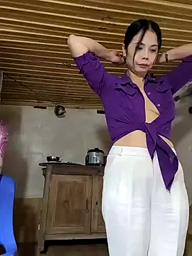 Snapshot of Tinease chatting on 03-18-25, 11:19 Tinease online show from 03-18-25, 11:19