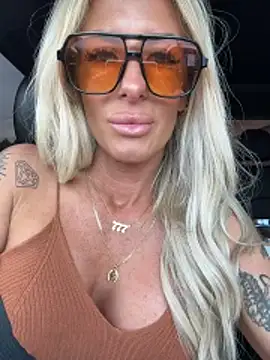 blondiluvsanal online show from 04-20-26, 06:53