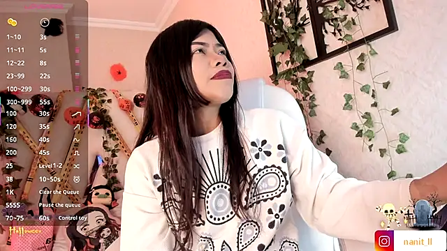 Snapshot of Punkys_ chatting on 10-31-25, 10:55 Punkys online show from 10-31-25, 10:55