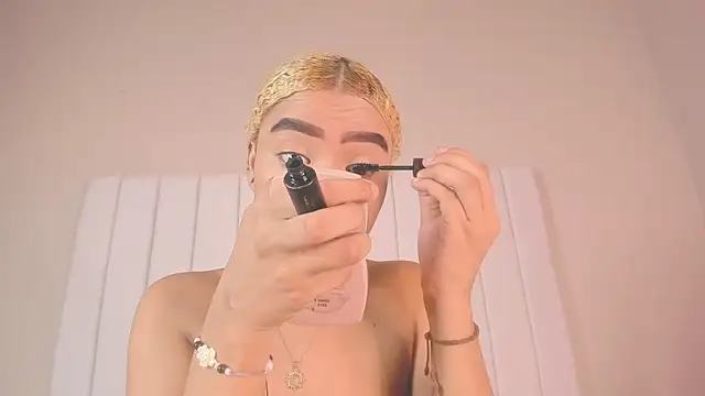 julieta flower online show from 02-21-25, 02:06