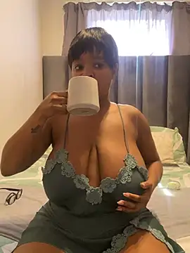 Snapshot of Saggy_areola95 chatting on 05-12-26, 10:56 Saggy areola95 online show from 05-12-26, 10:56