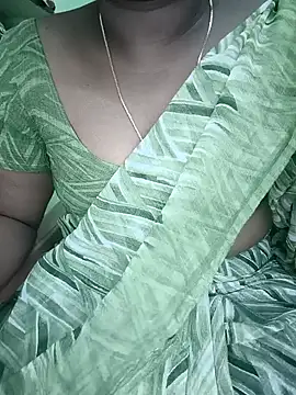 Snapshot of tamil_subha69 chatting on 12-03-24, 09:00 tamil subha69 online show from 12-03-24, 09:00